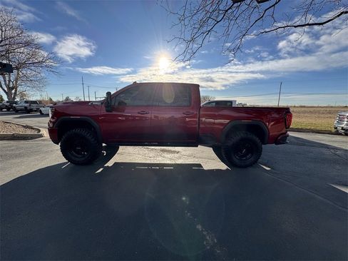 Used 2023 GMC Sierra 3500 AT4 w/ AT4 Premium Plus Package image 5