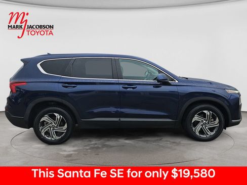 Used 2023 Hyundai Santa Fe SE FWD image 7
