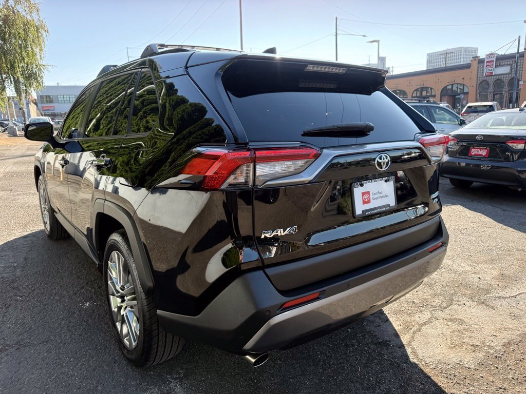 Certified 2019 Toyota RAV4 Limited w/ Advanced Technology Package AWD/4WD image 5