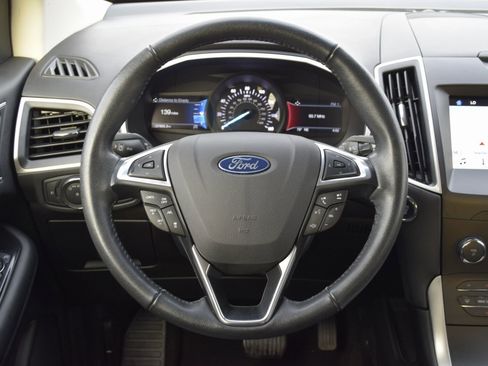 Used 2019 Ford Edge SEL w/ Equipment Group 201A image 8