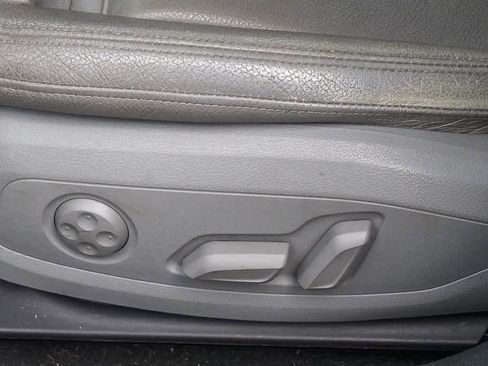 Used 2017 Audi A4 2.0T Ultra Premium w/ Audi MMI Navigation Plus image 16