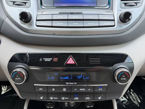 Used 2017 Hyundai Tucson Value FWD image 27