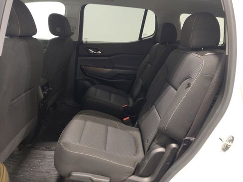 Used 2023 GMC Acadia SLE w/ Driver Convenience Package image 18