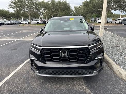 Used 2024 Honda Pilot Elite image 2
