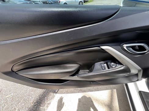 Used 2016 Chevrolet Camaro LT RWD image 16