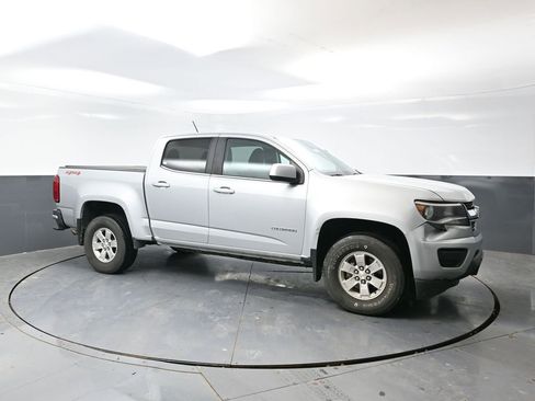 Used 2020 Chevrolet Colorado W/T w/ WT Convenience Package image 6
