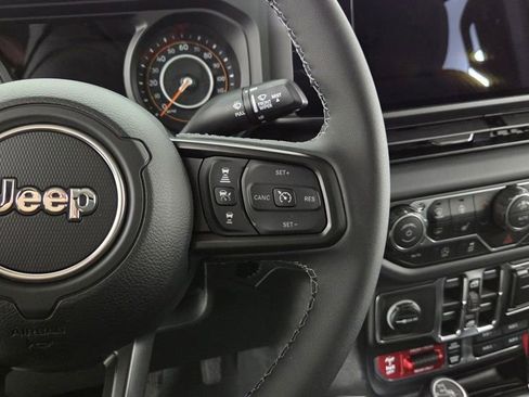 New 2026 Jeep Gladiator Rubicon AWD/4WD image 14