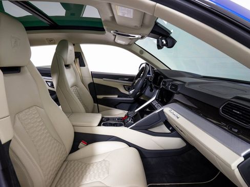 Used 2021 Lamborghini Urus image 12