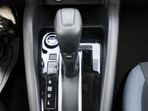 New 2025 Nissan Versa SV image 15