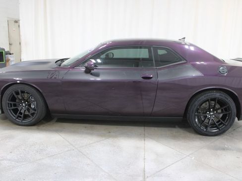Used 2021 Dodge Challenger R/T Scat Pack w/ T/A Package RWD image 6