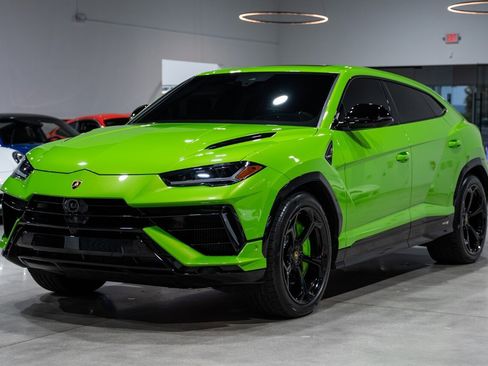 Used 2023 Lamborghini Urus S image 10