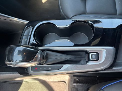 Used 2025 Buick Envista Sport Touring image 39