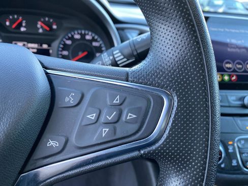 Used 2023 Chevrolet Malibu LT image 12