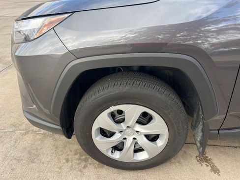 Used 2024 Toyota RAV4 LE image 18