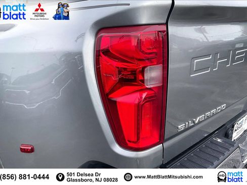 Used 2024 Chevrolet Silverado 3500 LT image 31