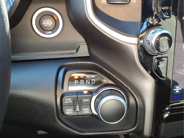 Used 2020 RAM 1500 Big Horn AWD/4WD image 18