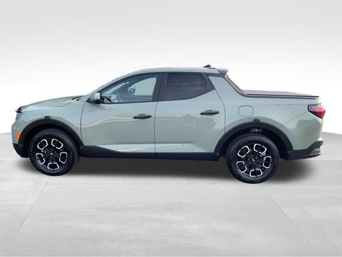 Used 2023 Hyundai Santa Cruz SEL AWD/4WD image 2