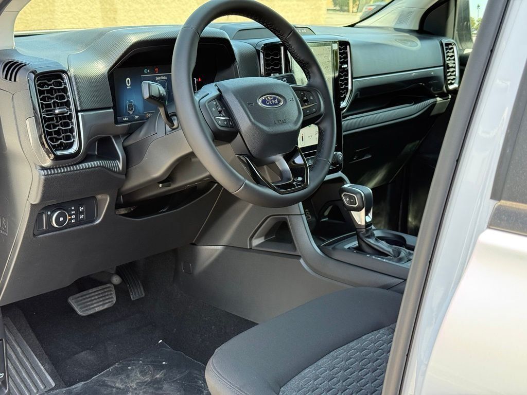 New 2026 Ford Ranger XLT w/ Black Appearance Package RWD image 6