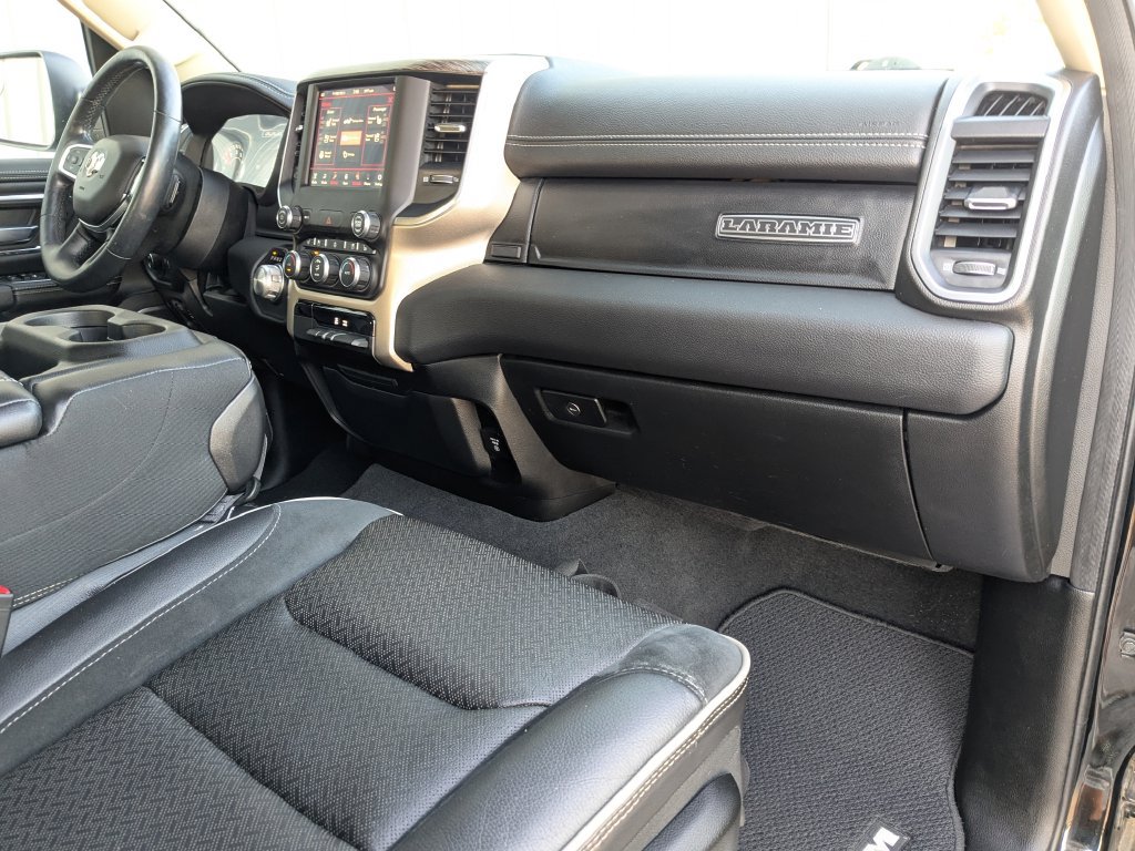 Used 2019 RAM 1500 Laramie AWD/4WD image 28