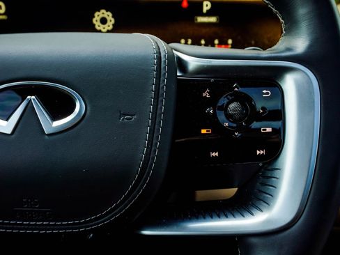 Certified 2025 INFINITI QX80 Sensory AWD/4WD image 27