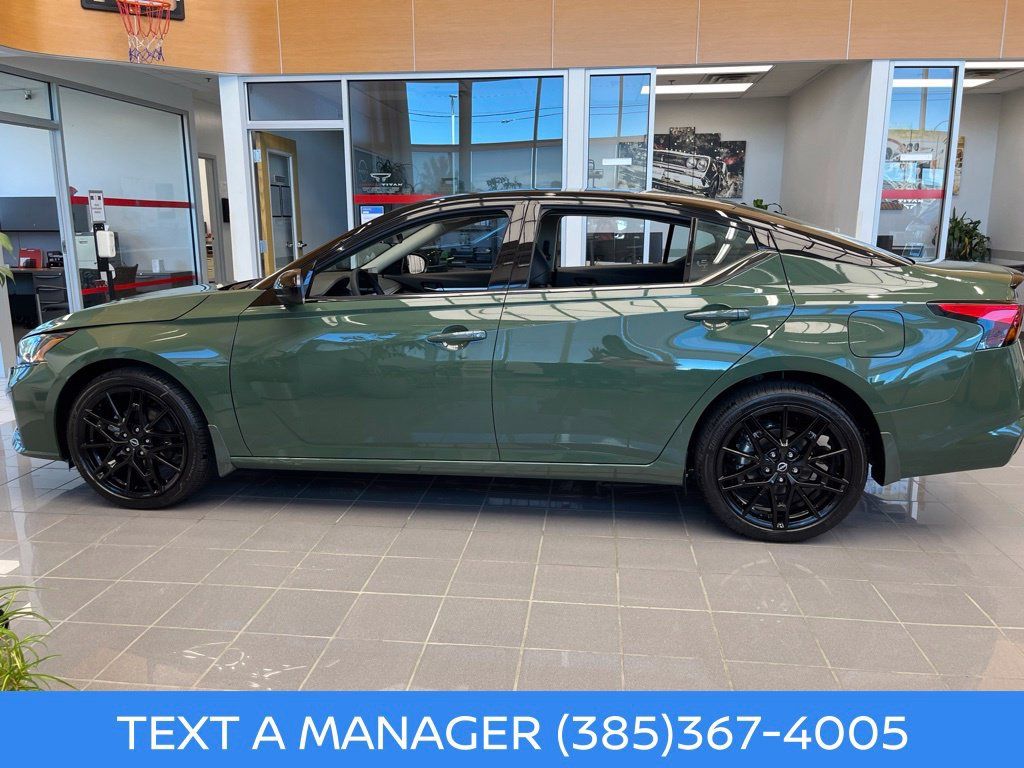 New 2026 Nissan Altima 2.5 SR AWD/4WD image 6