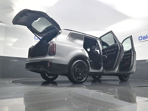 Certified 2025 Kia Telluride SX Prestige X-Line AWD/4WD image 64