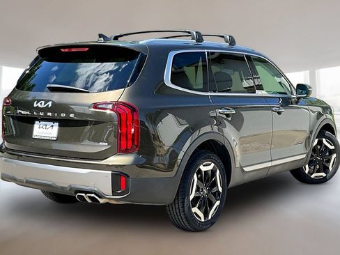 Certified 2025 Kia Telluride S AWD/4WD image 6