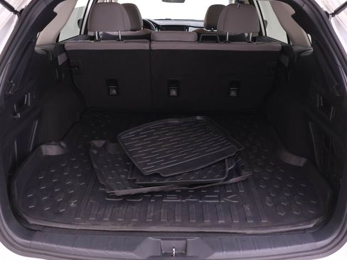 Used 2022 Subaru Outback Premium image 13