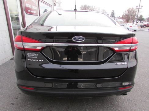 Used 2017 Ford Fusion S image 3
