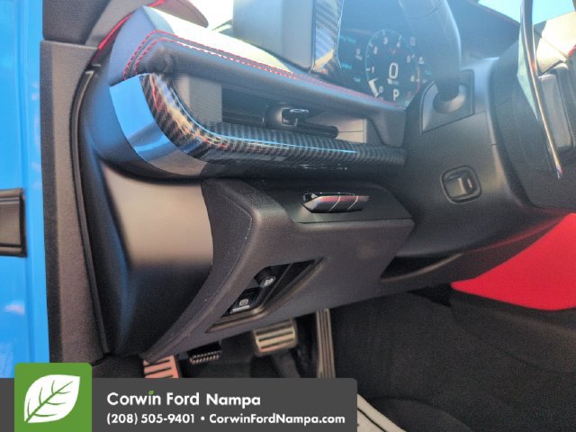 Used 2020 Chevrolet Corvette Stingray Preferred Conv w/ 2LT Preferred Equipment Group RWD image 14