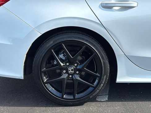 Used 2023 Honda Civic Sport image 6