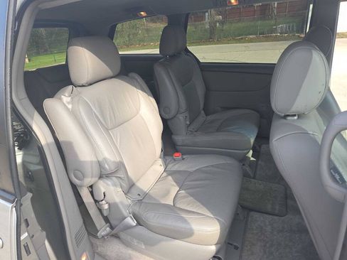 Used 2007 Toyota Sienna XLE FWD image 20