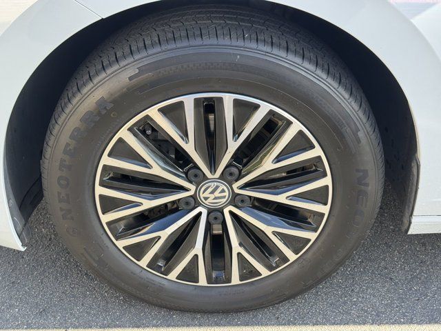 Used 2019 Volkswagen Jetta SEL FWD image 15
