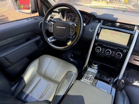 Used 2018 Land Rover Discovery HSE image 41