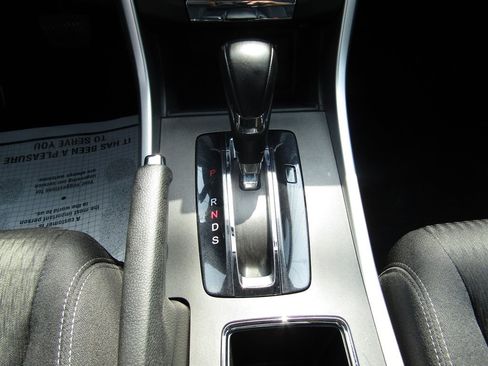 Used 2014 Honda Accord Sport image 22
