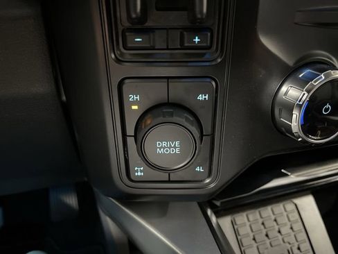 New 2026 Ford F350 Lariat w/ Black Appearance Package image 33