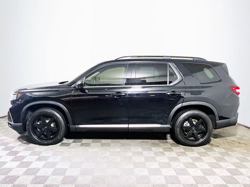 Used 2024 Honda Pilot Elite image 4