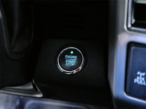 Used 2020 Ford F250 Platinum w/ FX4 Off-Road Package image 29