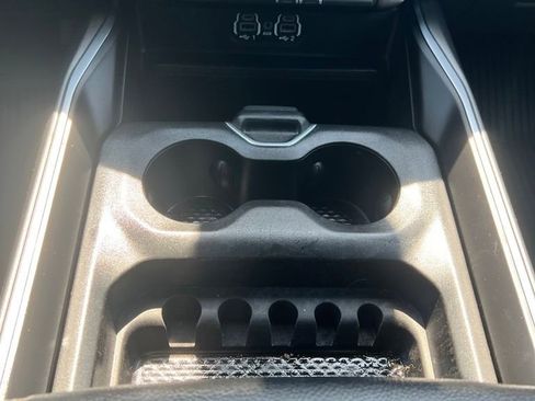 Used 2024 RAM 1500 Big Horn image 24