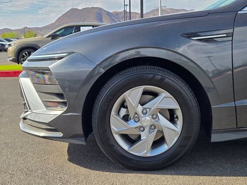 Used 2025 Hyundai Sonata SE FWD image 9