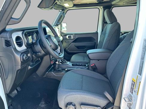 New 2026 Jeep Gladiator Willys image 7