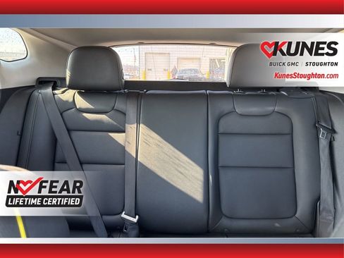 Used 2024 Chevrolet Trax ACTIV w/ Driver Confidence Package image 35