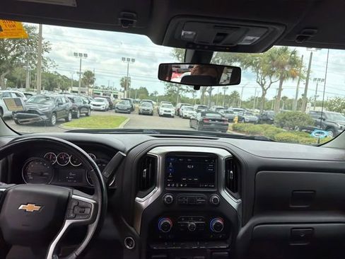 Used 2022 Chevrolet Silverado 1500 LT w/ All Star Edition Plus AWD/4WD image 9