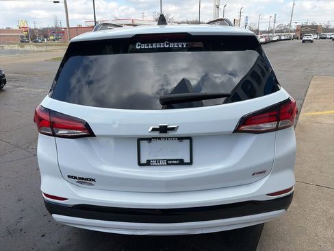 Used 2024 Chevrolet Equinox RS w/ LPO, Floor Liner Package image 8