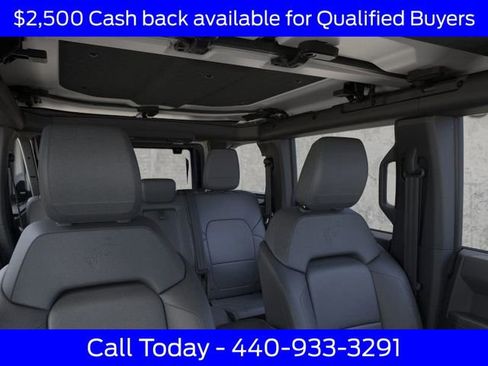 New 2025 Ford Bronco Badlands image 14