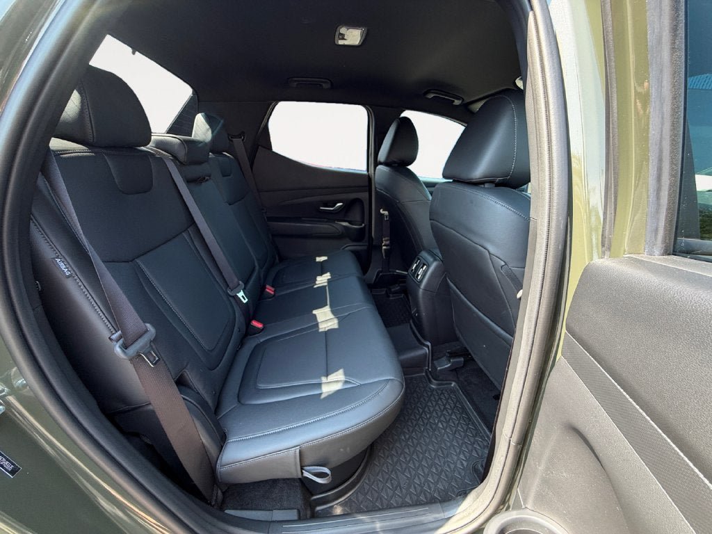 Certified 2025 Hyundai Santa Cruz SEL AWD/4WD image 24