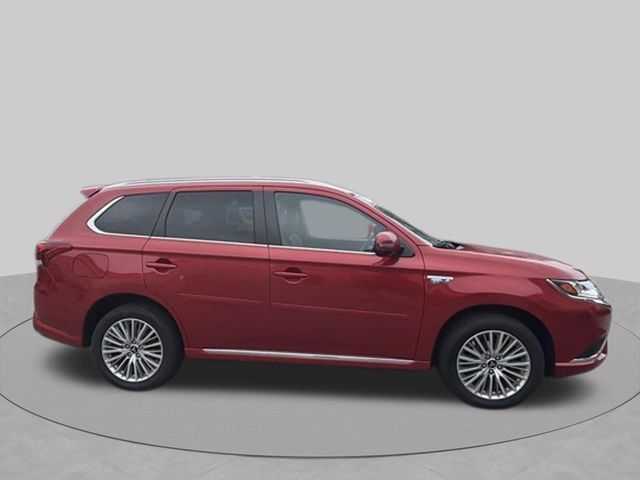 Used 2019 Mitsubishi Outlander SEL AWD/4WD image 2