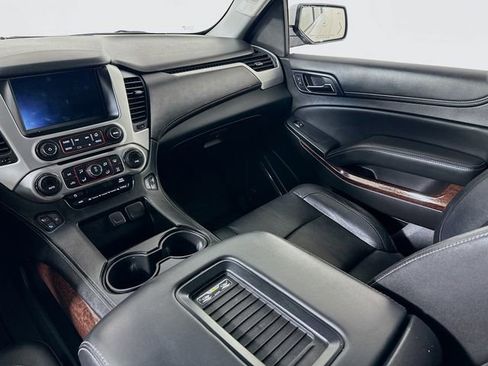 Used 2016 GMC Yukon SLT image 24