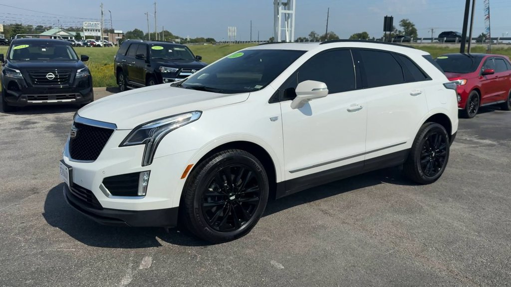 Used 2021 Cadillac XT5 Sportv w/ LPO, Floor Liner Package AWD/4WD image 3