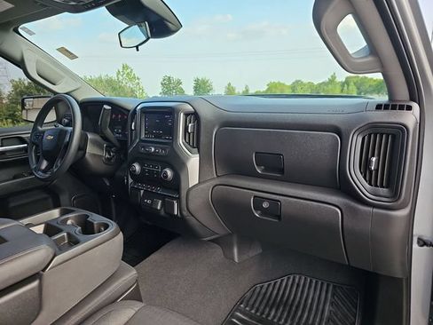 Used 2024 Chevrolet Silverado 1500 Custom w/ Turbomax Blackout Package AWD/4WD image 28